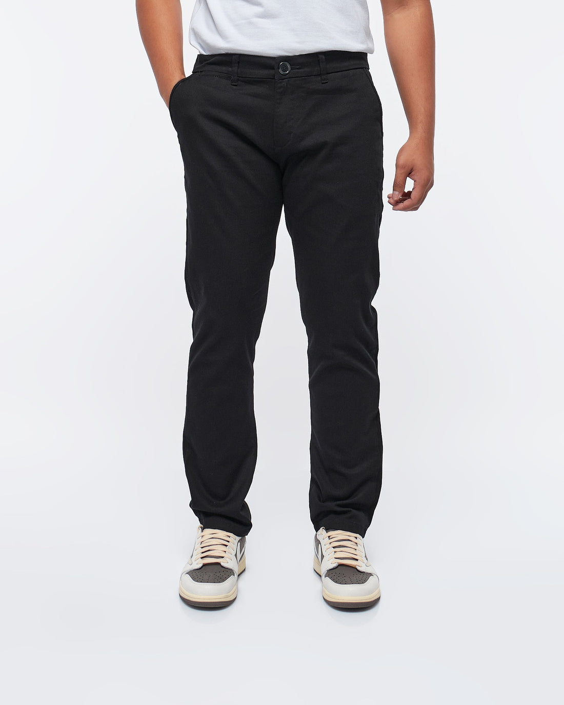 MOI OUTFIT-Stretchy Men Khaki Pants 24.90