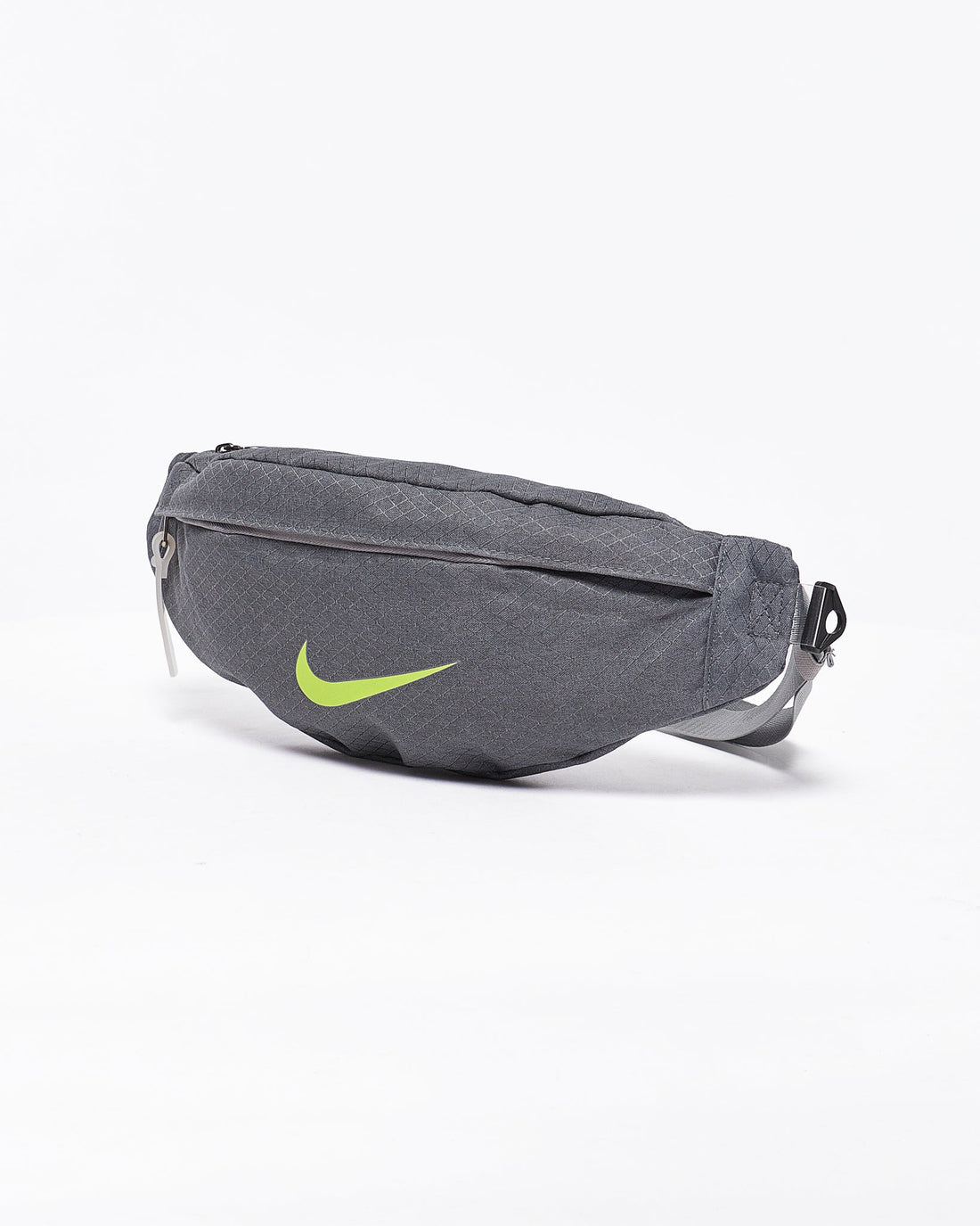 MOI OUTFIT-Swooh Logo Printed Unisex Bumbag 16.90