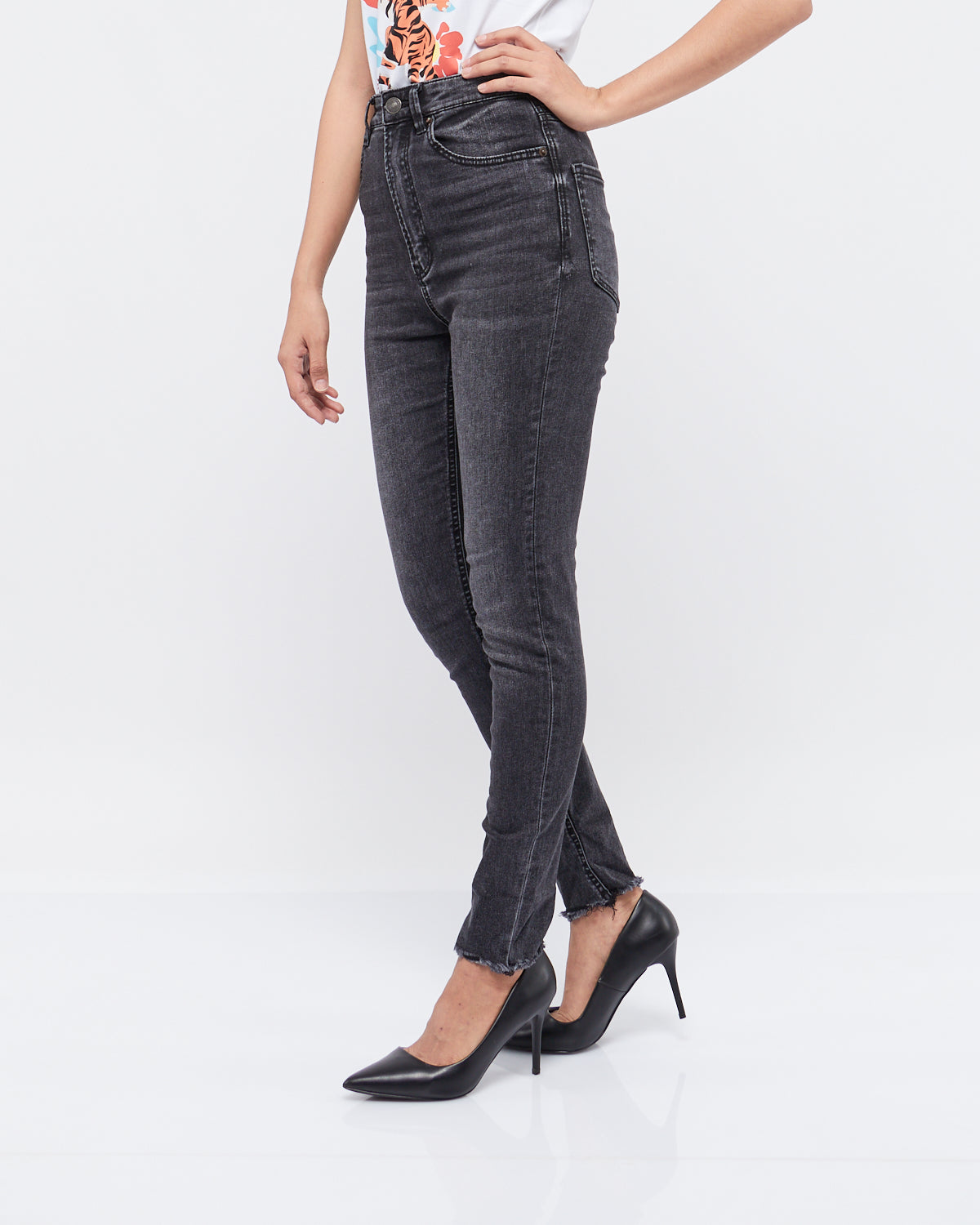 High Waist Slim Fit Lady Jeans  16.90
