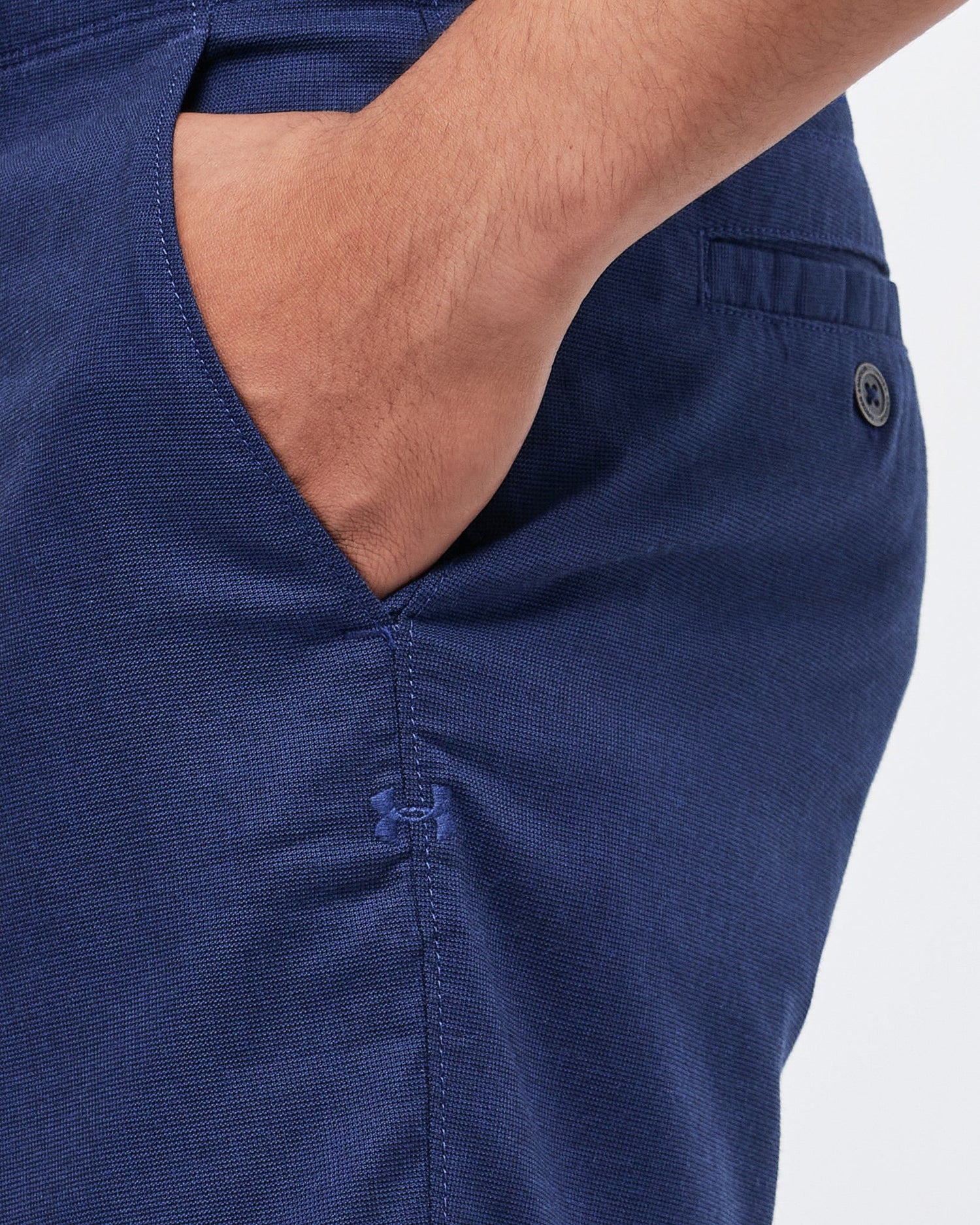 MOI OUTFIT-UA Men Short Pants 18.50